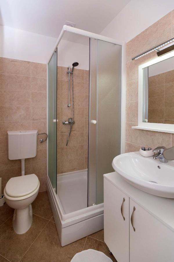 Apartman Lara Apartment Crikvenica Exterior photo